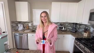 Cumming in my Step Sis before family dinner - porn video